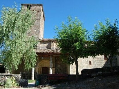 Navarra. Iglesia en Ustés