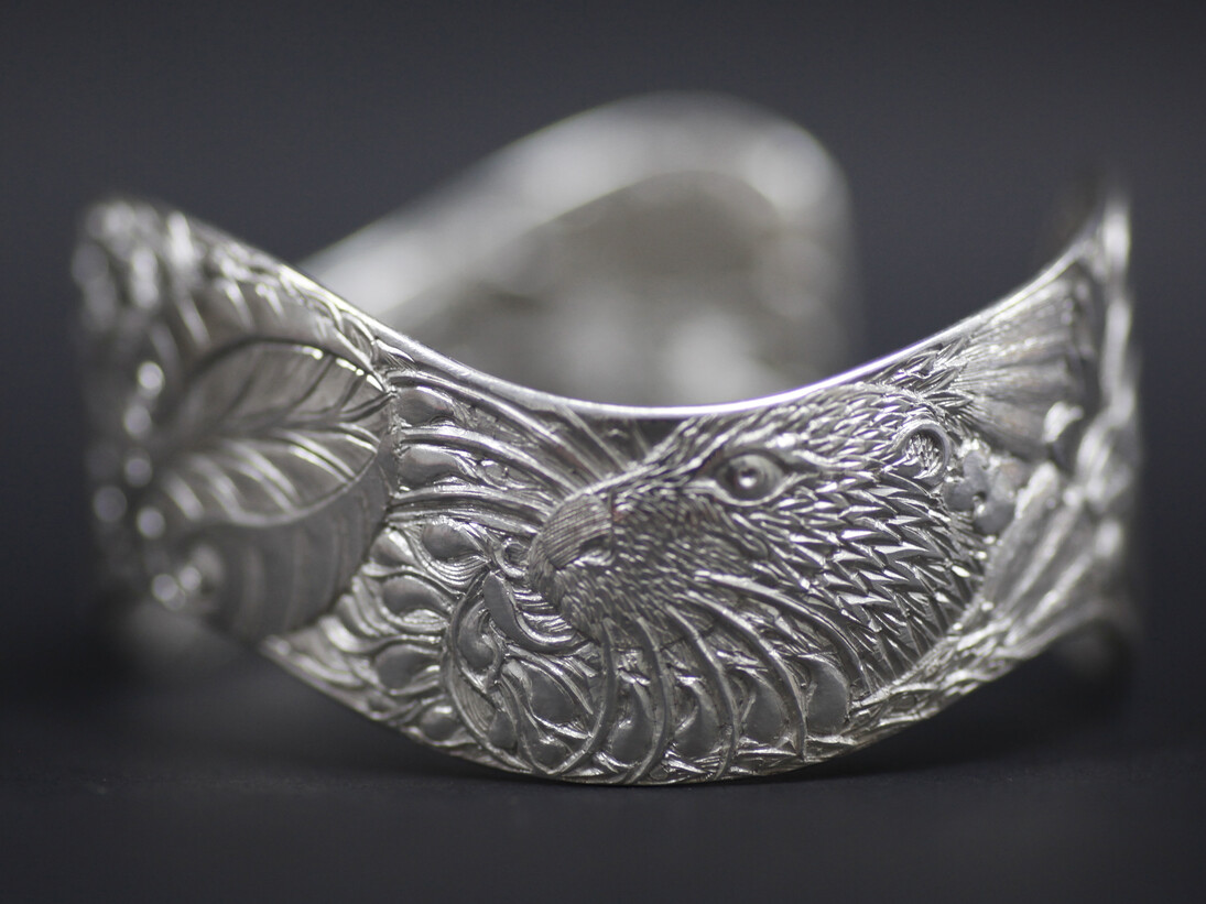 Otter and Waterlilies Bangle, 2015
Silver cast version of Banchory Bangle
W2.2 to 3 cms