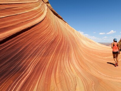 Il viaggio in solitaria e le donne. Sebbene possa meravigliare alcune persone, i dati affermano che a scegliere il solo travel siano soprattutto le donneGrand Canyon National Park, Arizona, USA