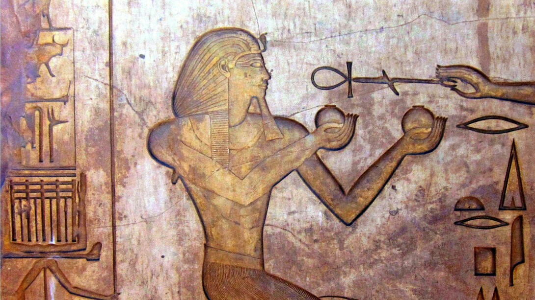 Relieve de Tutmosis II en el templo de Karnak, Luxor, Egipto