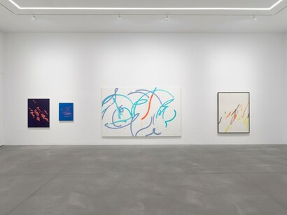 Various artists, Aligned, exhibition view. Courtesy of Nino Mier Gallery