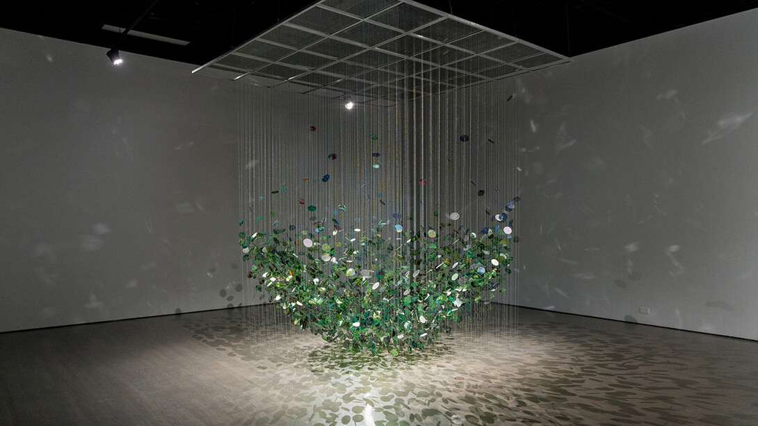 Hannah Claus, Tsi iotnekahtentiónhatie (Tiohtiàke), vue de l'exposition. Avec l'aimable autorisation de la galerie d'art Leonard et Bina Ellen