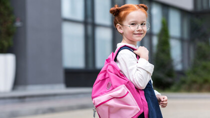 La scuola, per i bambini, rappresenta un momento sacro di passaggio dall’ambiente casa all’ambiente sociale