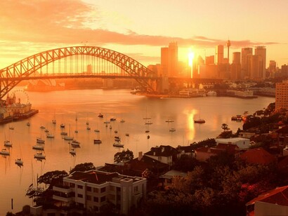 Sydney. Australia. Puente de la bahía de Sydney al atardecer