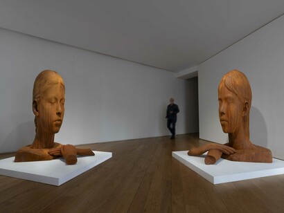 Jaume Plensa, 5 rêves, 5 désirs, exhibition view. Courtesy of Galerie Lelong