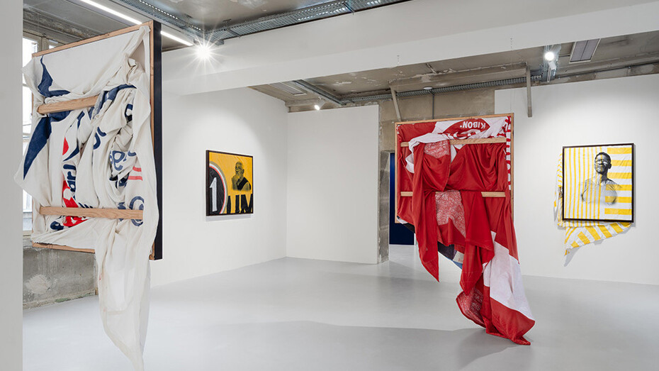 Jonathas de Andrade, Ivresse d’une vie de bains de mer, exhibition view. Courtesy of Galleria Continua