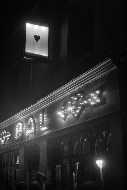 L'équilibriste, André Kertész. Courtesy of Jeu de Paume
