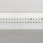 Lewis Baltz, The New Industrial Parks near Irvine, California & The prototype works, ausstellungsansicht. Mit freundlicher genehmigung der Zander Galerie