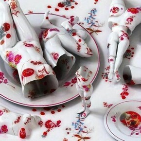 Kim Joon, Drunken-Gone With The Wind, 2011, digital print, 47.2 x 82.7 inches