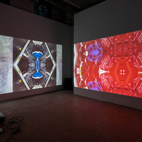 Verschiedene künstler, Screen time. Leipziger videokunst seit 1990, ausstellungsansicht. Mit freundlicher genehmigung des Museums der bildenden Künste Leipzig