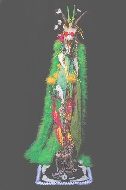 Bayou flower, os, papier mâché, métal, tissus, 50 cm, 2020