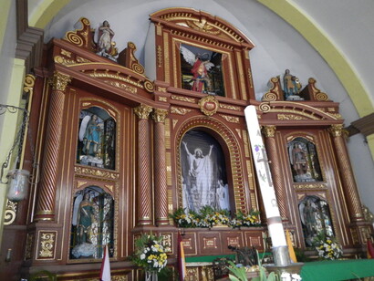 La iglesia alberga el Santuario Nacional de San Miguel y los Arcángeles. Establecida por primera vez como un acto de gratitud, la Iglesia de San Miguel, dedicada a San Miguel, quien es el santo patrón de tenderos, marineros, paracaidistas, policías y enfermedades de los samurais perseguidos. Manila, Filipinas