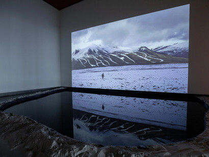 Various artists, Beyond the horizon, exhibition view. Courtesy of the Fries Museum