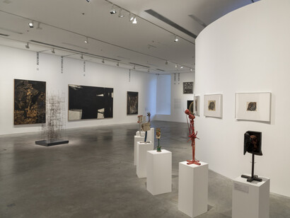 Various artists, Moderno and MetaModerno, exhibition view. Courtesy of Museo de Arte Moderno de Buenos Aires