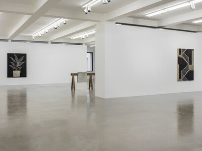 Folds and Faults, Exhibition view. Courtesy of Sprüth Magers