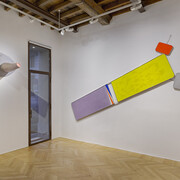 Giulio Turcato, Cosmic Infinity, vista della mostra. Per gentile concessione di The Secci Gallery
