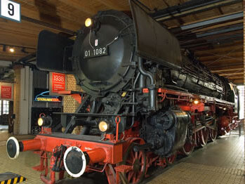 Rail transport. Courtesy of German Museum of Technology
