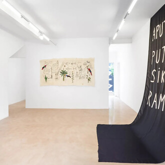 Denílson Baniwa. Yawara Akanga, vista da exposição. Cortesia de A Gentil Carioca