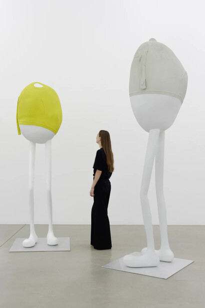Erwin Wurm, Mindset, exhibition view. Courtesy of Thaddaeus Ropac Gallery