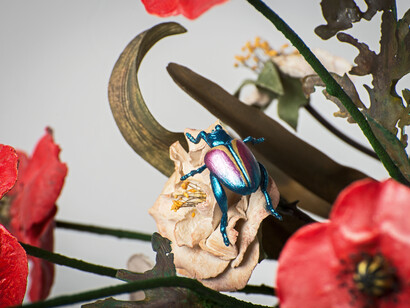 What we see is not what it is features the hyperrealistic ceramic sculptures of Bertozzi & Casoni