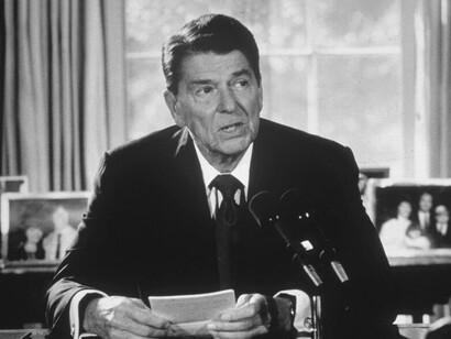 El liderazgo de Ronald Reagan en los años finales de la Guerra Fría consolidó una estrategia geopolítica que, aun en el contexto del debilitamiento soviético, evitó avanzar hacia un desarme nuclear total