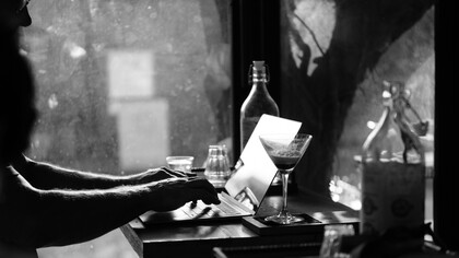 Oggi essere scrittori significa confrontarsi con strumenti come l’intelligenza artificiale, che possono supportare ma anche mettere in discussione la creatività umana