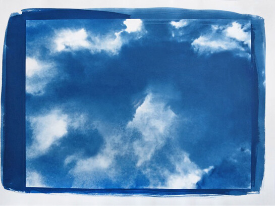 Elisabeth Scheder-Bieschin, Wolken, cyanotype photogram, 2015, courtesy of the artist 