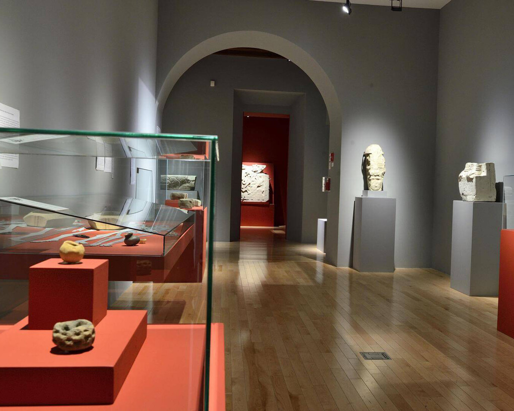 Divinos Señores De La Montaña. Courtesy of Museo Amparo