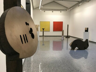 Kengiro Azuma, Infinito MU, Exhibition view. Courtesy of Lorenzelli arte