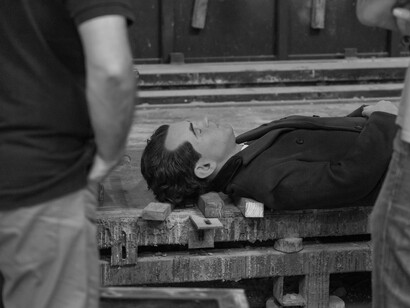 Eugenio Merino, Detail of the sculpture of Federico García Lorca, furniture factory Urbano, Girona, July 24, 2024. Courtesy of ADN Galería. Photo by Marc Calleja