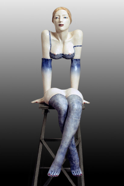 Vilma Villaverde. Nocturnal librarian. Escultura cerâmica. (2011)