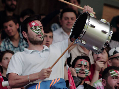 Un tifoso dell'Abkhazia