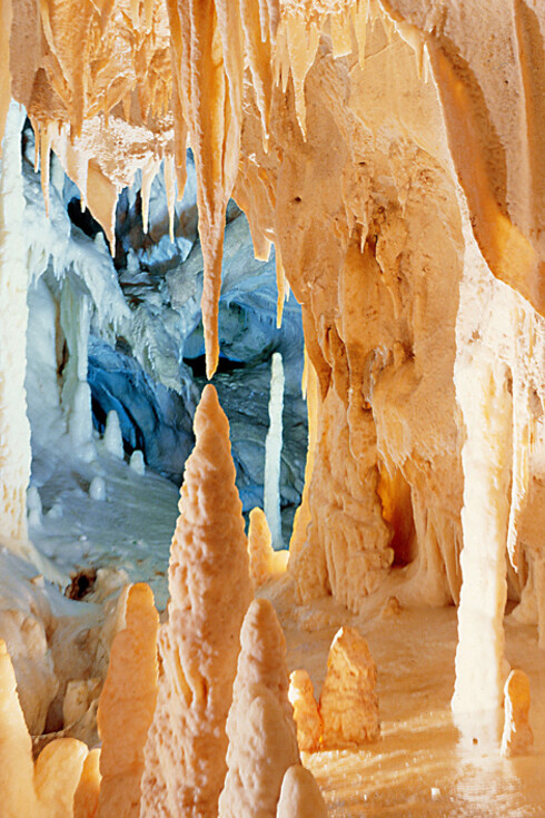 Frasassi Caves. Photo by Tourismo Marche