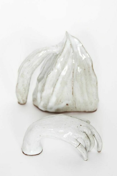 Lilli Carré, Conversations in Held Poses, 2013. Courtesy of the artist and Western Exhibitions, Chicago.