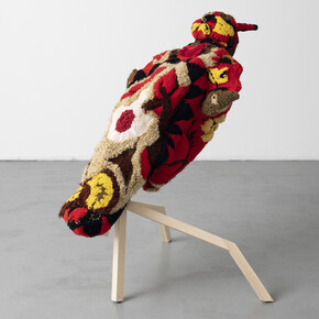 Anna Perach, Mother of Egg, 2019. Tufted yarn, beading, wooden frame. 90 x 150 cm. 
Courtesy of artist and VITRINE London/Basel. 
