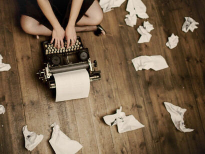 Le ghostwriting. Pour beaucoup, cette démarche est le meilleur moyen de préserver l'héritage de l'ainé en transmettant son histoire