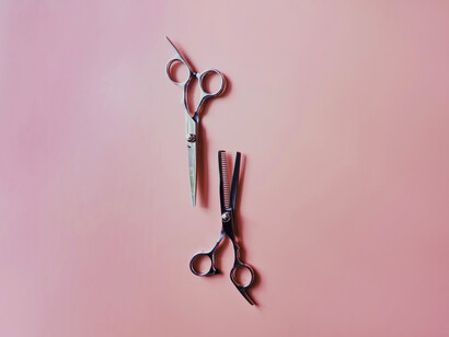 Hair cutting scissors: cutting the ends of your hair removes damaged and split ends