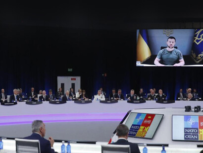 Sesiones de trabajo de la Cumbre de la OTAN, 2022, con la participación remota del presidente de Ucrania, Volodímir Zelenski