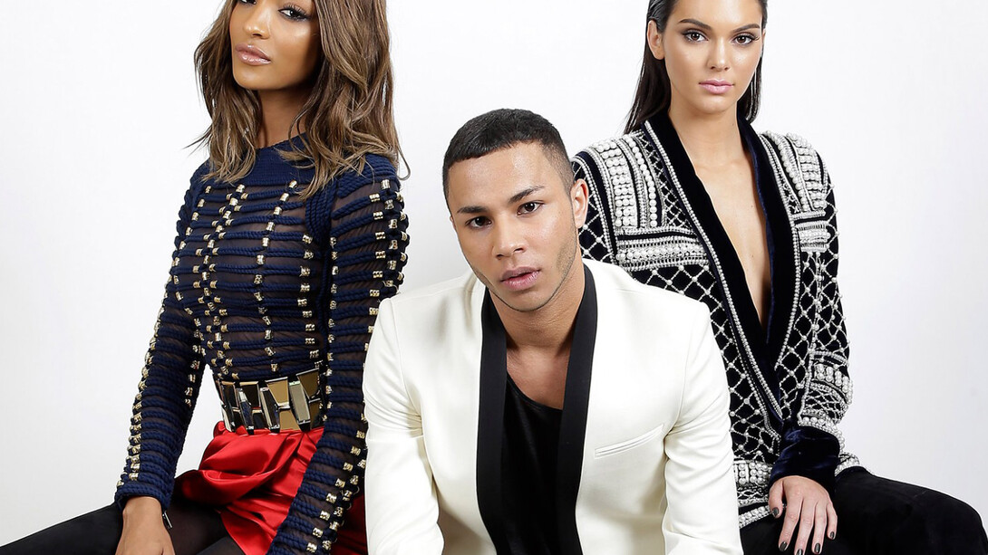 Jourdan Dunn, Olivier Rousteing y Kendall Jenner presentan la colección en la alfombra roja de los Billboard Music Awards