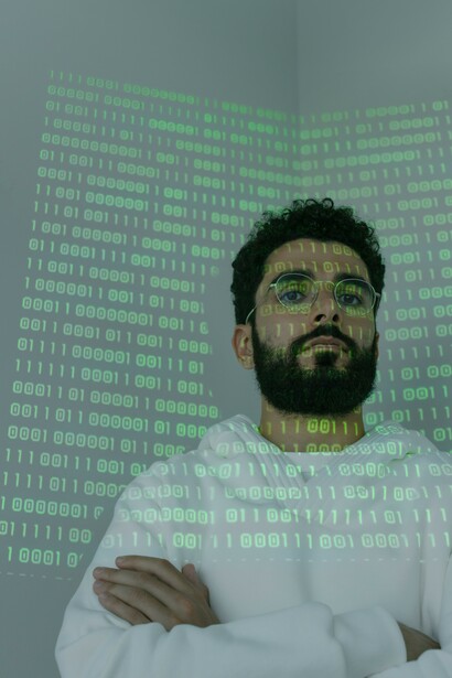 Uomo del futuro. Tutti questi dati certificano la nascita dell’Homo Connexus, ultima mutazione dell’Homo Sapiens