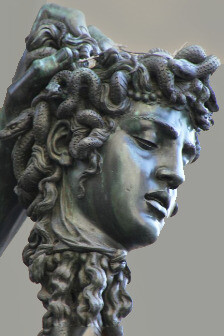 Benvenuto Cellini, Perseo con la testa di Medusa, particolare