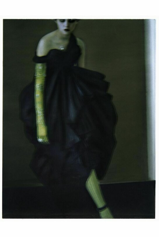 Sarah Moon, Le Gant, 2007, © Sarah Moon courtesy Michael Hoppen Gallery