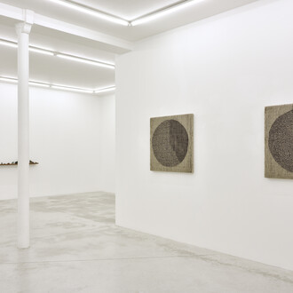 Analia Saban. Quantifiable, exhibition view. Courtesy of Praz Delavallade