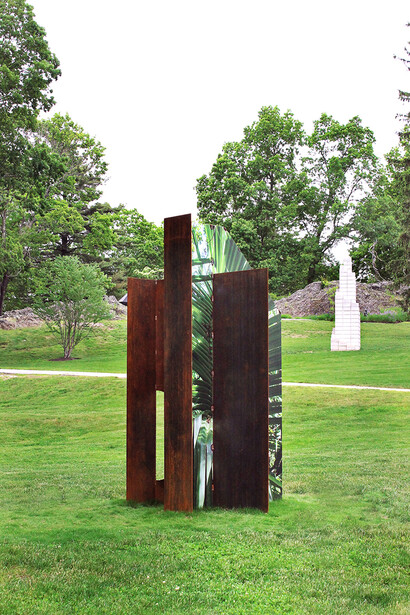 Letha Wilson, Hawaii California Steel. Courtesy of DeCordova Sculpture Park and Museum