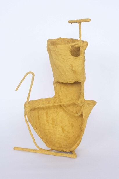 Olivia Bax, Vide Poche (lemon I), 2019, steel, chicken wire, paper, paint, glue, plaster, 71 x 44 x 43 cm