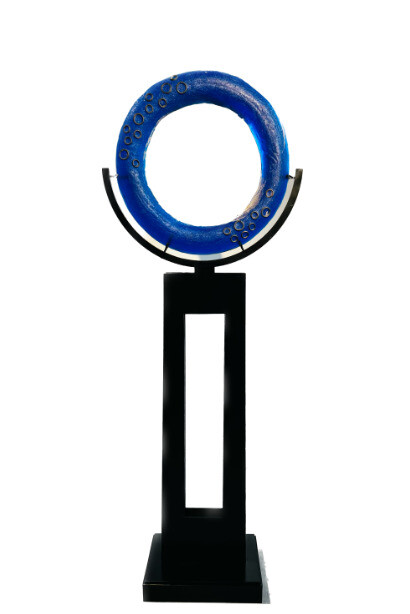 Marlene Rose, Vibrant blue freestanding ring, 2023, sand cast glass & steel, 78x28x13 inches