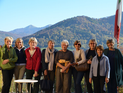 Jenny insieme alle sue "amiche preziose" (foto di Elisabetta Cantù Berzio)
