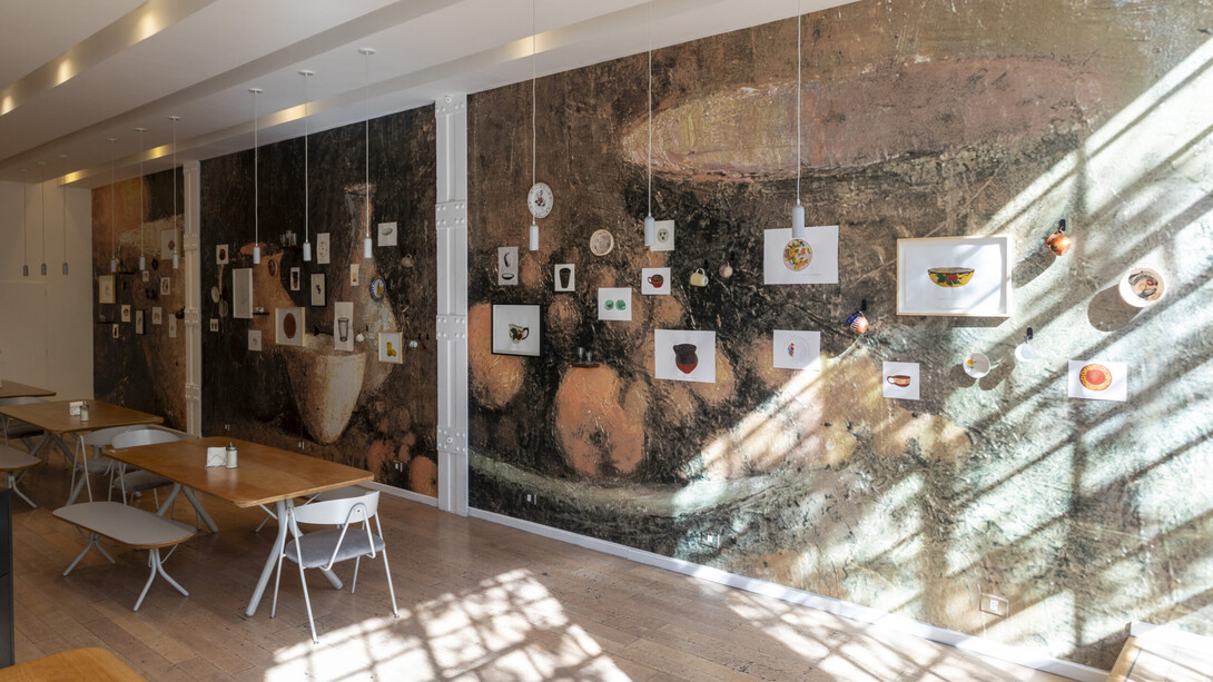 Ana Gallardo, Materiales para la memoria, vista de exhibición. Cortesía del Museo de Arte Moderno de Buenos Aires