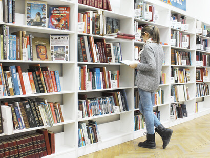 No se debe criticar libros sin fundamento: todo aquel capaz de atraer la atención de un joven a la lectura merece aplausos