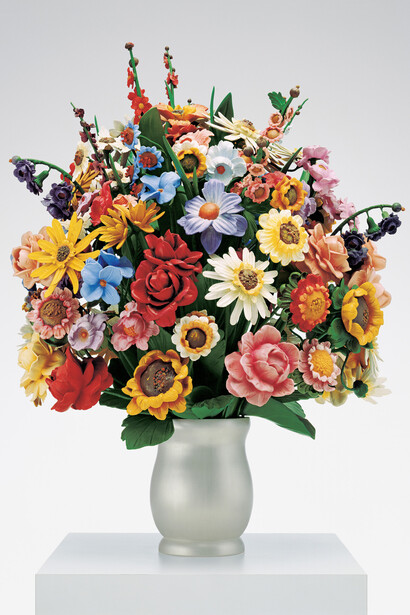 Jeff Koons, Large Vase of Flowers, 1991. Polychromed wood; 52 × 43 × 43 in. (132.1 × 109.2 × 109.2 cm). Edition no. 2/3. Collection of Norman and Norah Stone. © Jeff Koons